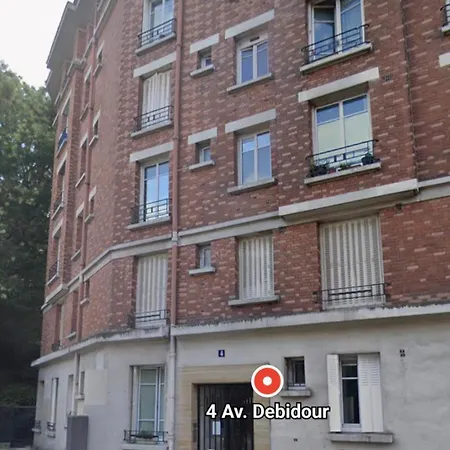 19eme Apartmán